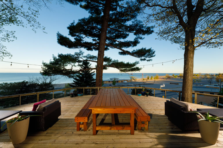 Looking Glass 9338 768x512