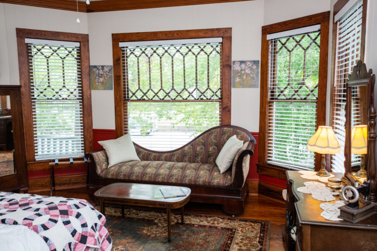 MSH 0F9A9856 768x512