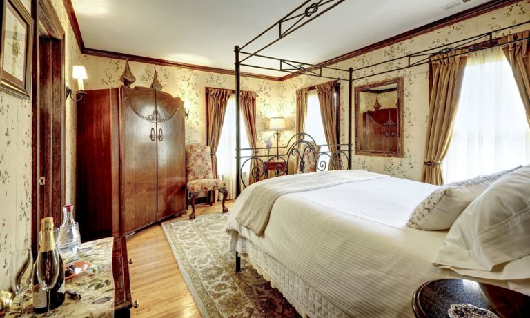 Portofino from Doorway 768x461