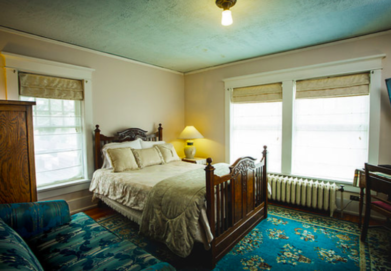 lincoln bed and breakfast 04 768x532