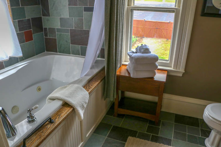 new ulm bed and breakfast 13 1 768x512