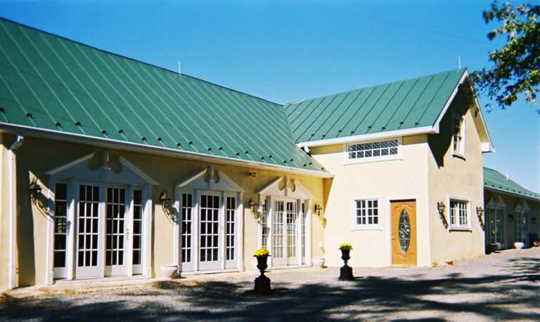 Fox Den Exterior 768x459