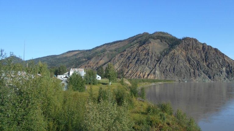 remote alaska bed and breakfast 04 768x432