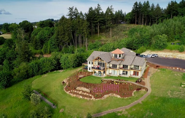 willamette valley bed and breakfast 17 768x489